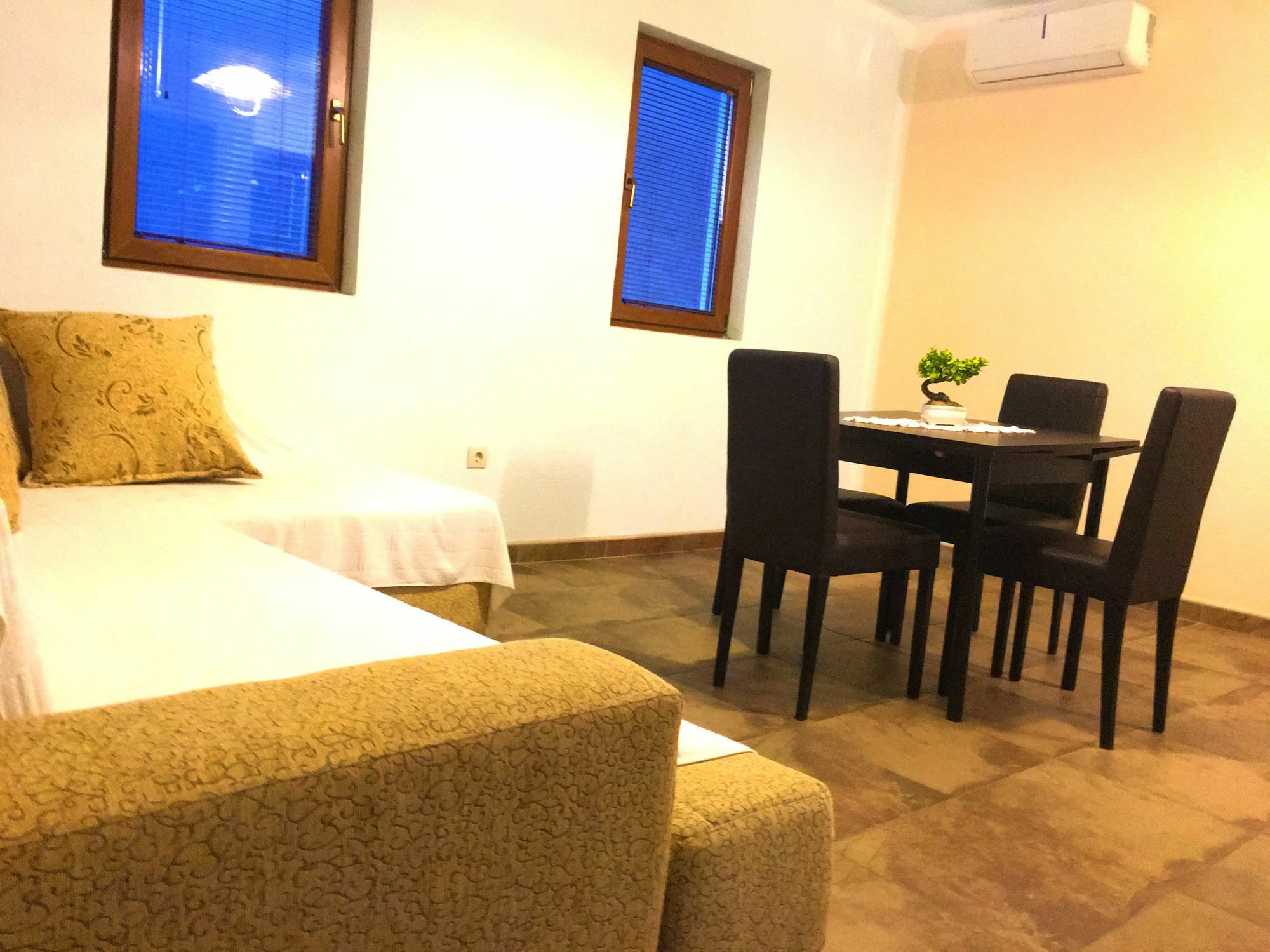 Apartments Lola Tivat Kültér fotó
